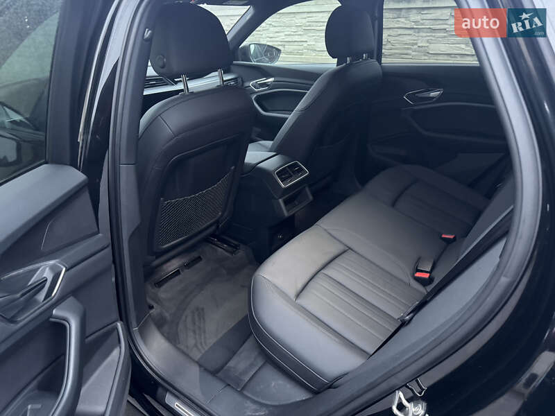 Позашляховик / Кросовер Audi e-tron 2022 в Житомирі