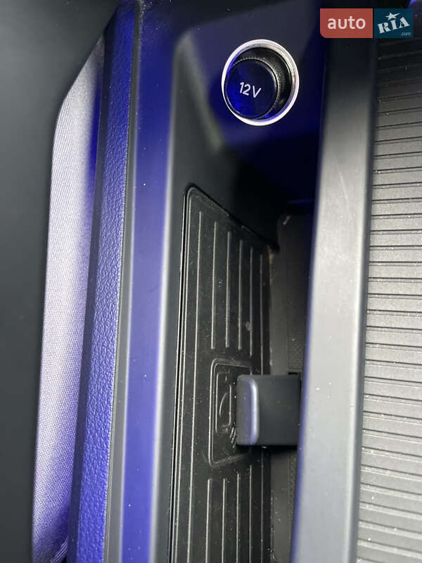 Внедорожник / Кроссовер Audi e-tron 2018 в Кропивницком