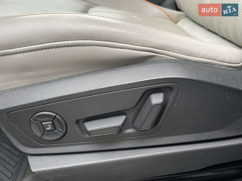 Внедорожник / Кроссовер Audi e-tron 2018 в Кропивницком