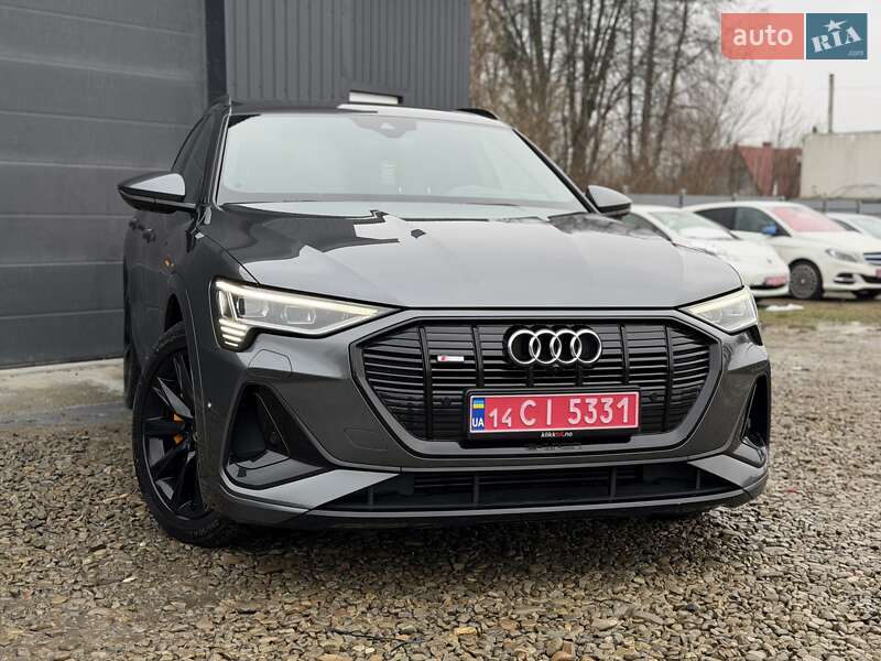 Позашляховик / Кросовер Audi e-tron 2021 в Трускавці