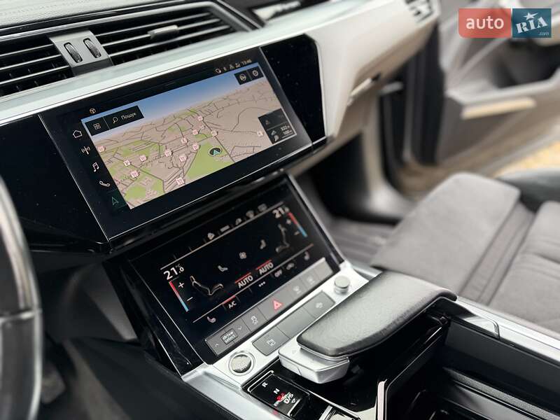 Позашляховик / Кросовер Audi e-tron 2021 в Трускавці