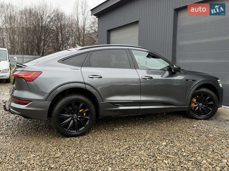 Позашляховик / Кросовер Audi e-tron 2021 в Трускавці