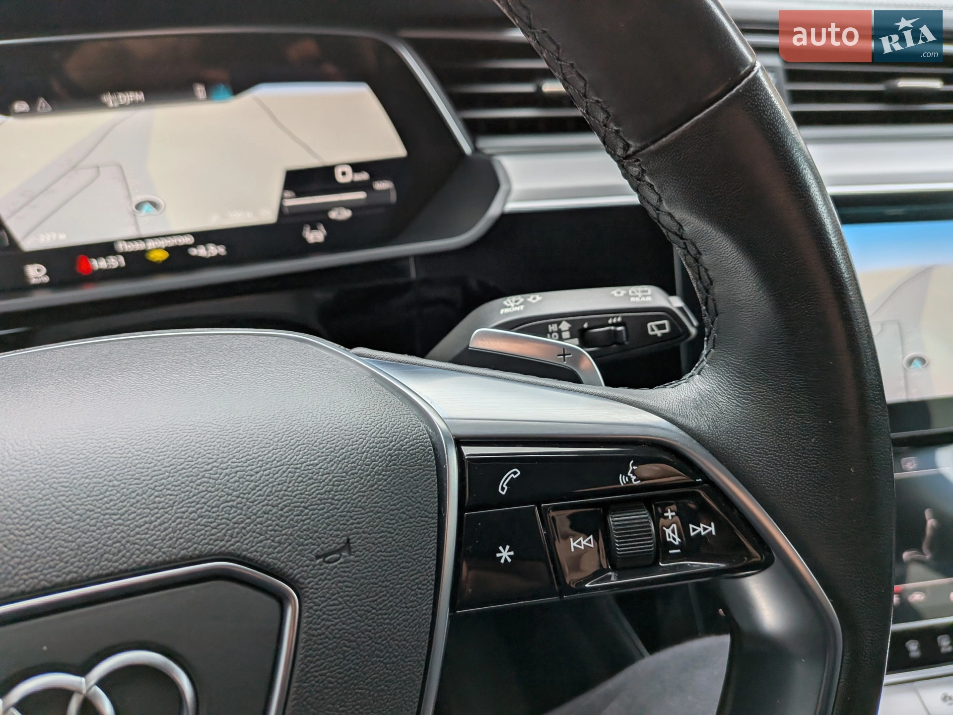 2021 Audi e-tron - мініатюра 38