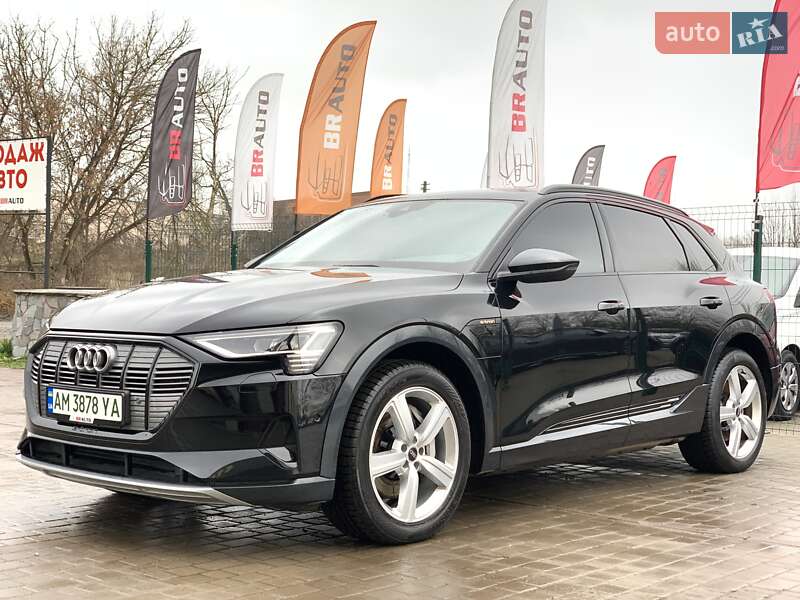 Audi e-tron 2022