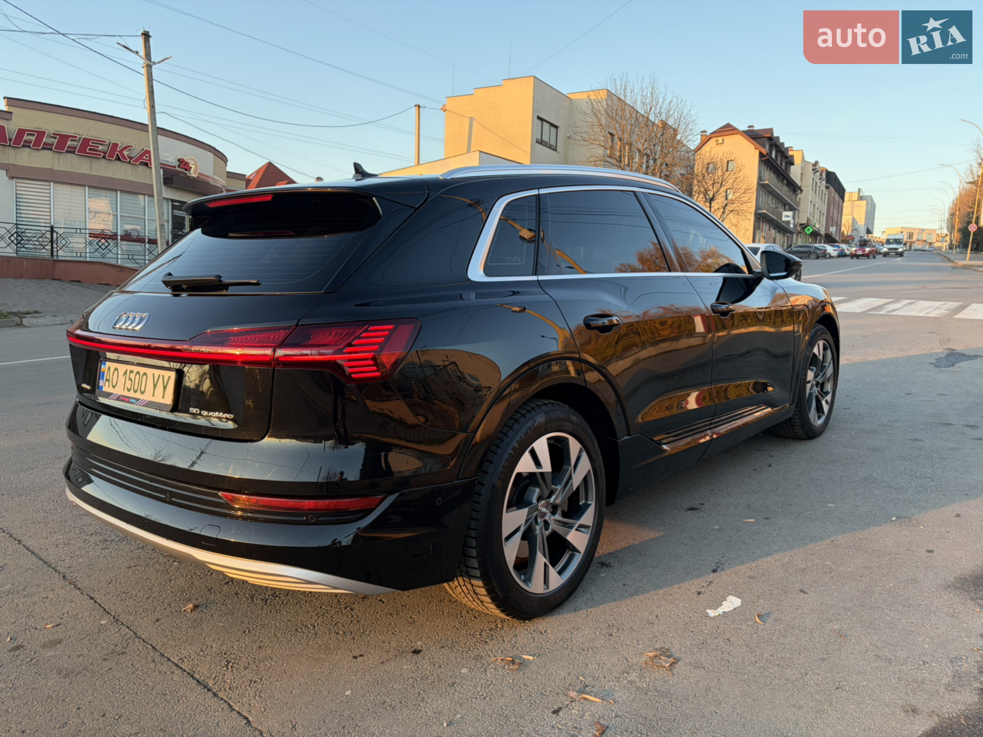 2019 Audi e-tron - мініатюра 4