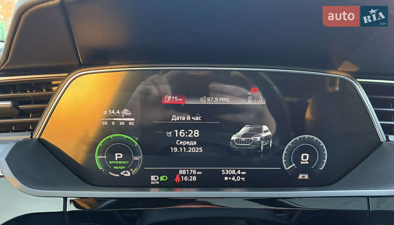 Внедорожник / Кроссовер Audi e-tron 2019 в Ужгороде фото 10 Внедорожник / Кроссовер Audi e-tron 2019 в Ужгороде