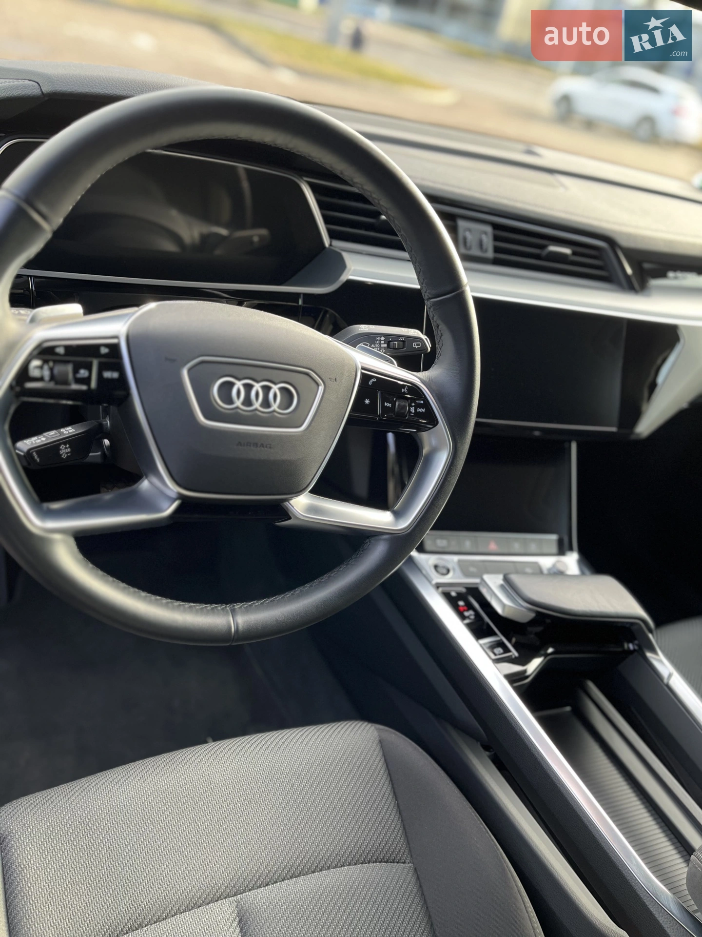 2022 Audi e-tron - мініатюра 19