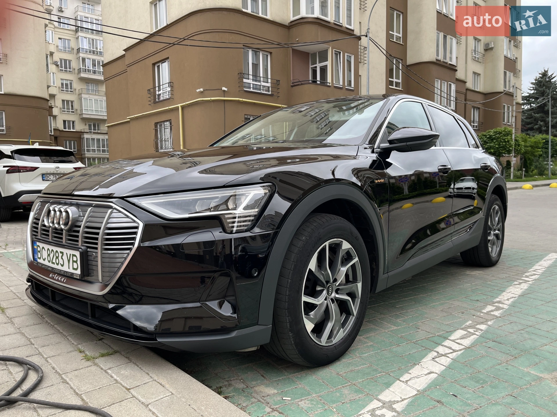 2022 Audi e-tron - мініатюра 8