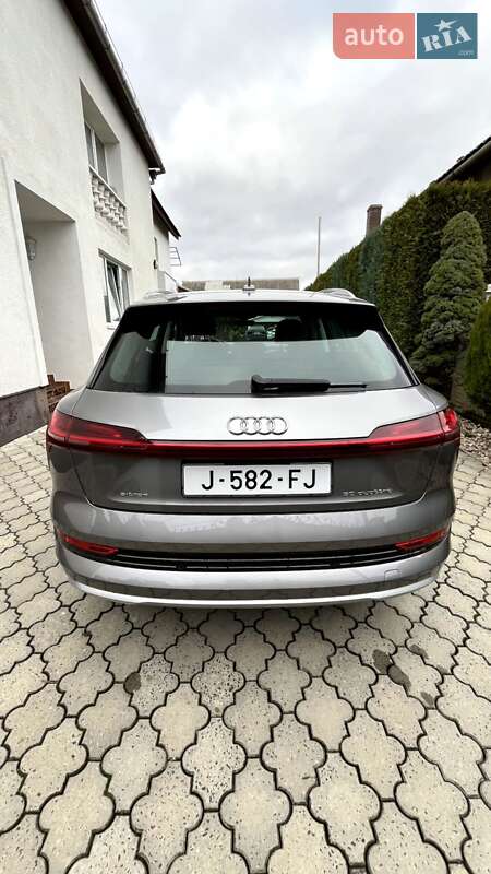Внедорожник / Кроссовер Audi e-tron 2020 в Мукачево