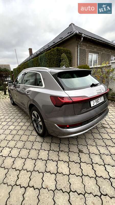 Внедорожник / Кроссовер Audi e-tron 2020 в Мукачево