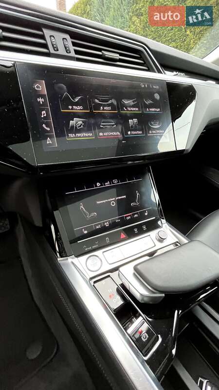Внедорожник / Кроссовер Audi e-tron 2020 в Мукачево