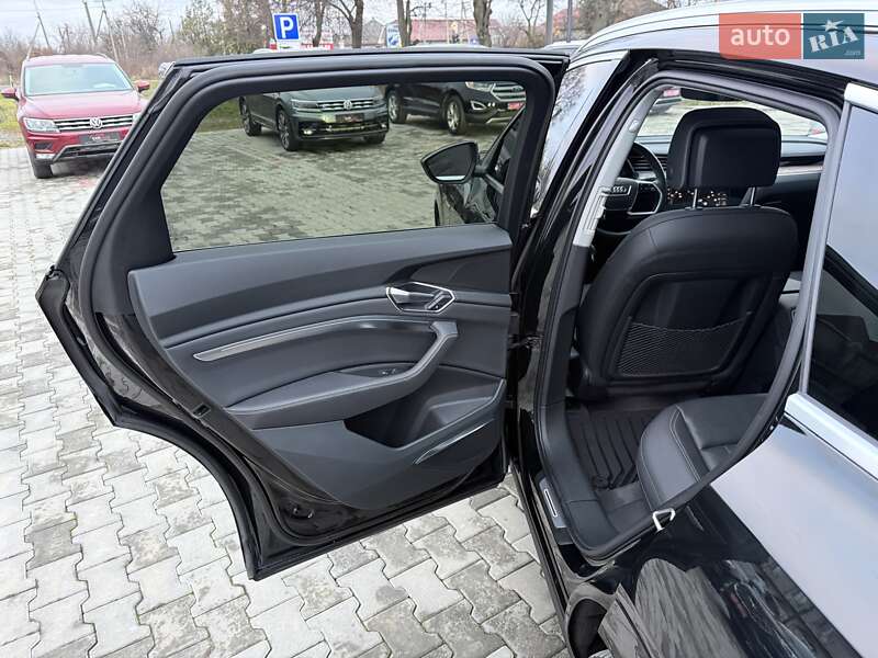 Внедорожник / Кроссовер Audi e-tron 2019 в Ужгороде фото 27 Внедорожник / Кроссовер Audi e-tron 2019 в Ужгороде