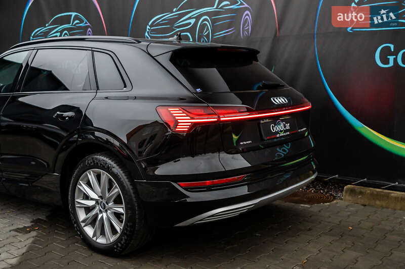 Внедорожник / Кроссовер Audi e-tron 2020 в Луцке фото 12 Внедорожник / Кроссовер Audi e-tron 2020 в Луцке