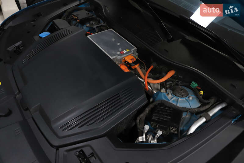 Внедорожник / Кроссовер Audi e-tron 2019 в Дрогобыче