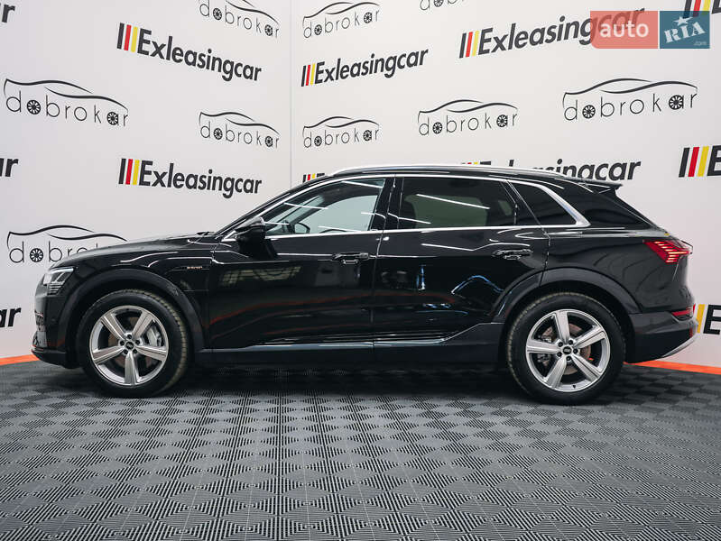 Внедорожник / Кроссовер Audi e-tron 2022 в Львове