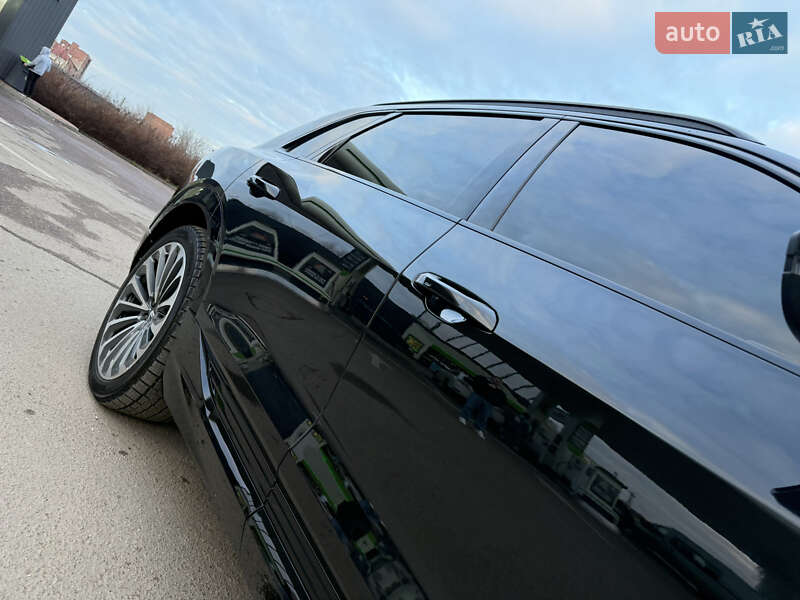Позашляховик / Кросовер Audi e-tron 2019 в Дрогобичі