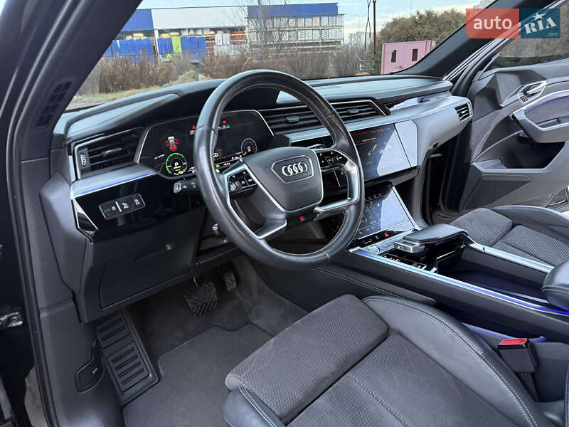 Позашляховик / Кросовер Audi e-tron 2019 в Дрогобичі