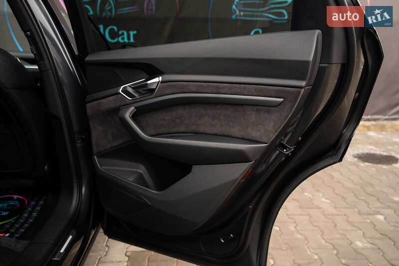 Внедорожник / Кроссовер Audi e-tron 2020 в Луцке фото 62 Внедорожник / Кроссовер Audi e-tron 2020 в Луцке