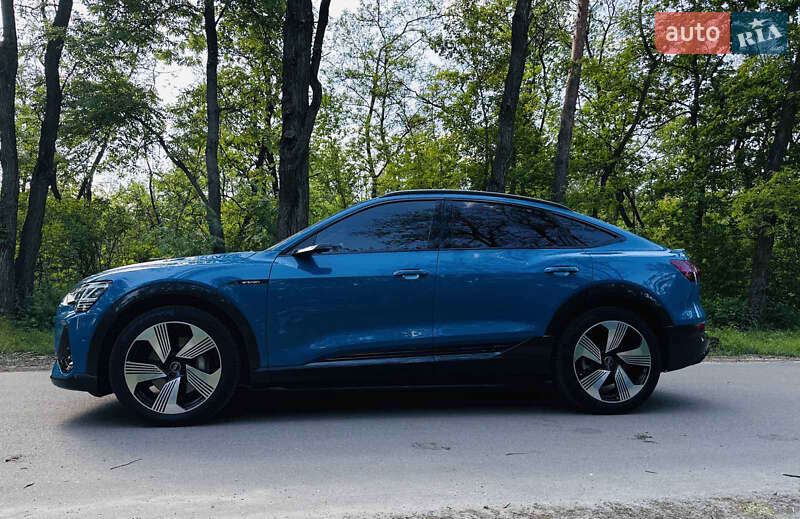 Внедорожник / Кроссовер Audi e-tron 2020 в Киеве фото 4 Внедорожник / Кроссовер Audi e-tron 2020 в Киеве