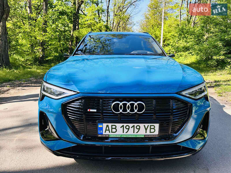 Внедорожник / Кроссовер Audi e-tron 2020 в Киеве фото 19 Внедорожник / Кроссовер Audi e-tron 2020 в Киеве