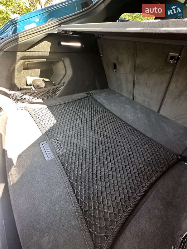 Внедорожник / Кроссовер Audi e-tron 2020 в Киеве фото 33 Внедорожник / Кроссовер Audi e-tron 2020 в Киеве