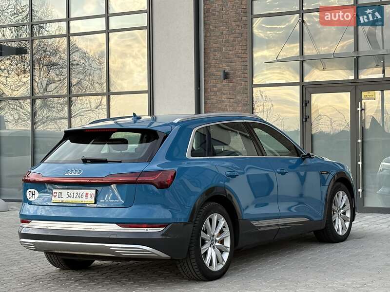 Внедорожник / Кроссовер Audi e-tron 2019 в Тернополе