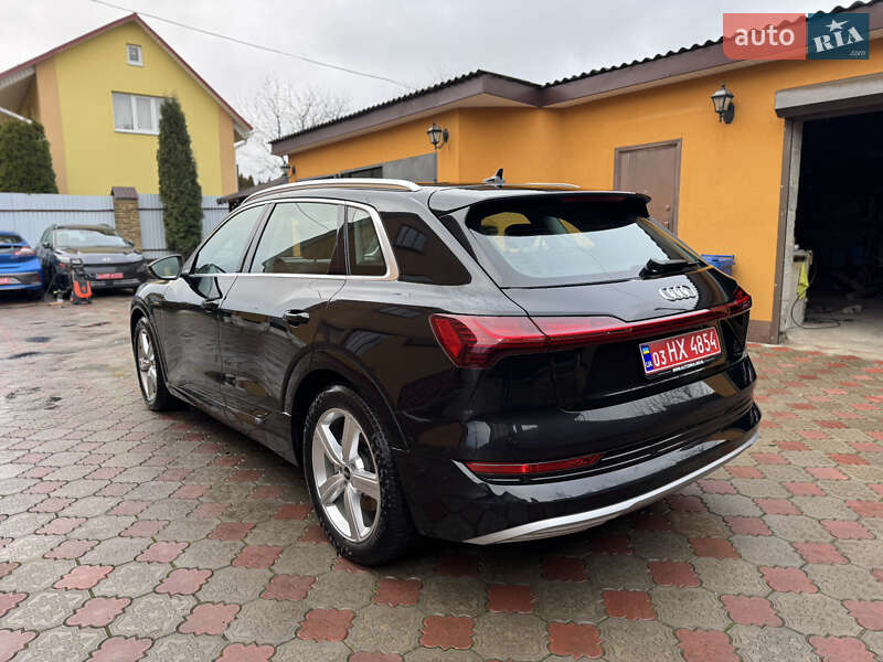Внедорожник / Кроссовер Audi e-tron 2021 в Ровно фото 8 Внедорожник / Кроссовер Audi e-tron 2021 в Ровно