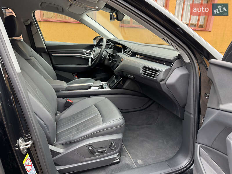 Внедорожник / Кроссовер Audi e-tron 2021 в Ровно фото 40 Внедорожник / Кроссовер Audi e-tron 2021 в Ровно