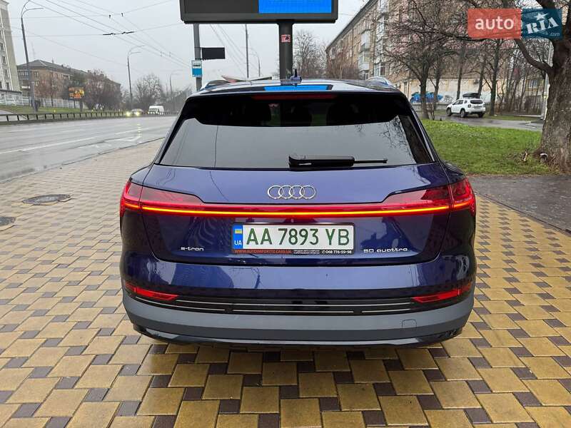 Внедорожник / Кроссовер Audi e-tron 2019 в Киеве фото 4 Внедорожник / Кроссовер Audi e-tron 2019 в Киеве