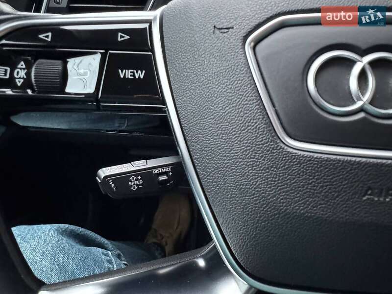 Внедорожник / Кроссовер Audi e-tron 2019 в Киеве фото 15 Внедорожник / Кроссовер Audi e-tron 2019 в Киеве