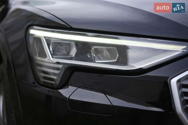 Внедорожник / Кроссовер Audi e-tron 2022 в Дубно фото 13 Внедорожник / Кроссовер Audi e-tron 2022 в Дубно