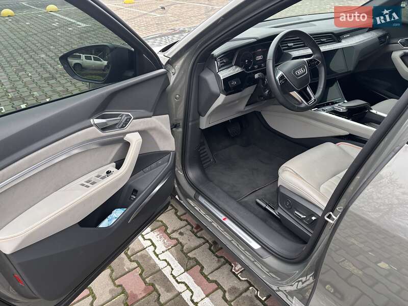 Внедорожник / Кроссовер Audi e-tron 2022 в Одессе фото 10 Внедорожник / Кроссовер Audi e-tron 2022 в Одессе