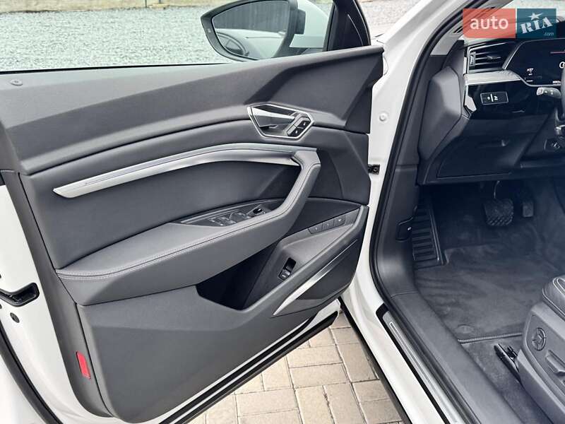 Внедорожник / Кроссовер Audi e-tron 2021 в Львове фото 13 Внедорожник / Кроссовер Audi e-tron 2021 в Львове