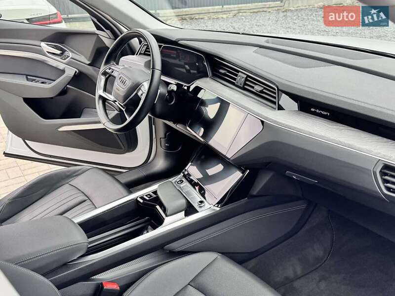 Внедорожник / Кроссовер Audi e-tron 2021 в Львове фото 24 Внедорожник / Кроссовер Audi e-tron 2021 в Львове