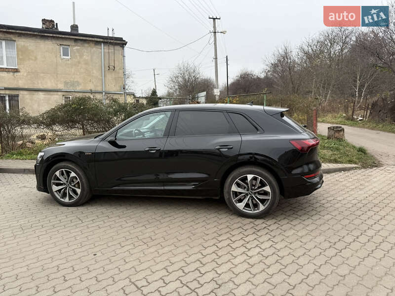 Внедорожник / Кроссовер Audi e-tron 2021 в Львове фото 4 Внедорожник / Кроссовер Audi e-tron 2021 в Львове