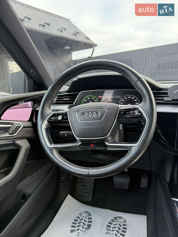 Внедорожник / Кроссовер Audi e-tron 2019 в Дрогобыче фото 25 Внедорожник / Кроссовер Audi e-tron 2019 в Дрогобыче