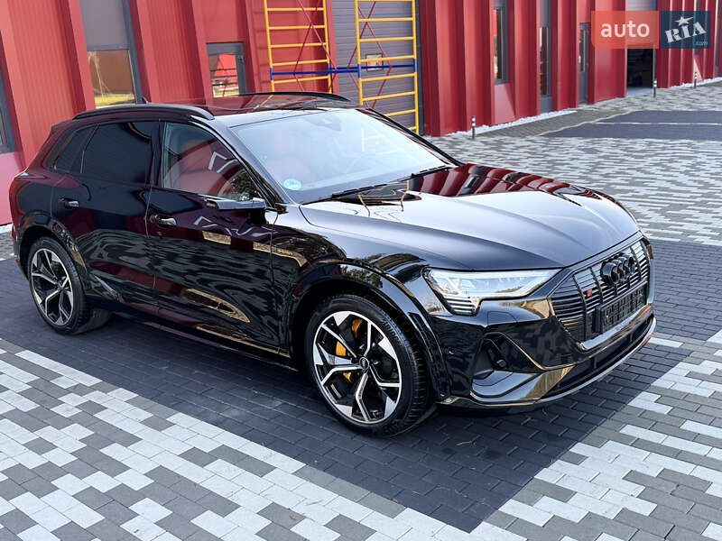 Внедорожник / Кроссовер Audi e-tron 2022 в Львове