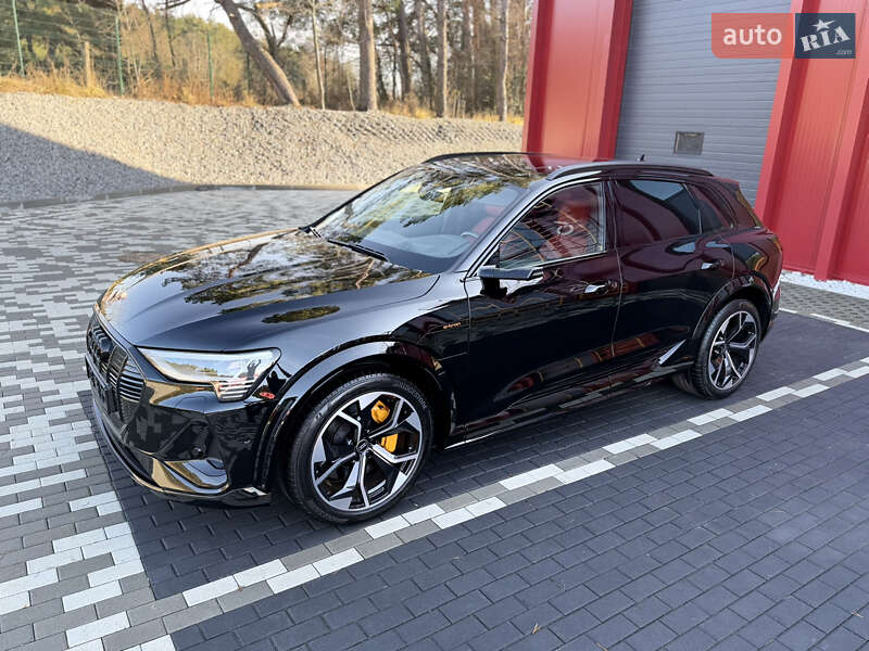 Внедорожник / Кроссовер Audi e-tron 2022 в Львове