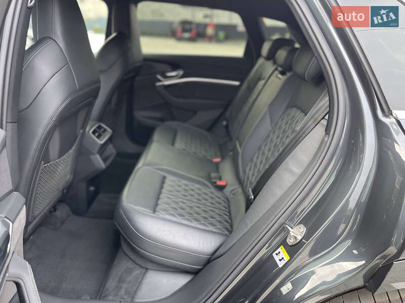 Внедорожник / Кроссовер Audi e-tron 2019 в Радивилове фото 28 Внедорожник / Кроссовер Audi e-tron 2019 в Радивилове