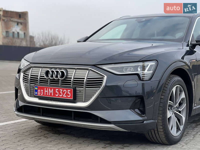 Внедорожник / Кроссовер Audi e-tron 2019 в Радивилове фото 47 Внедорожник / Кроссовер Audi e-tron 2019 в Радивилове
