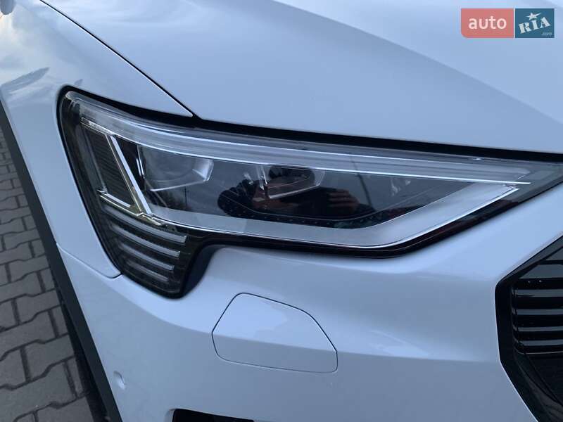 Внедорожник / Кроссовер Audi e-tron 2020 в Львове фото 11 Внедорожник / Кроссовер Audi e-tron 2020 в Львове