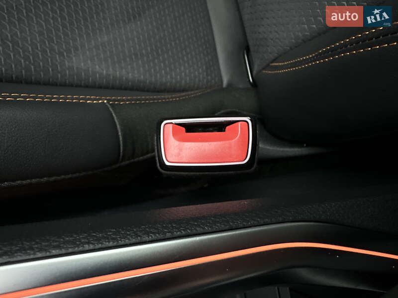 Внедорожник / Кроссовер Audi e-tron 2022 в Ровно