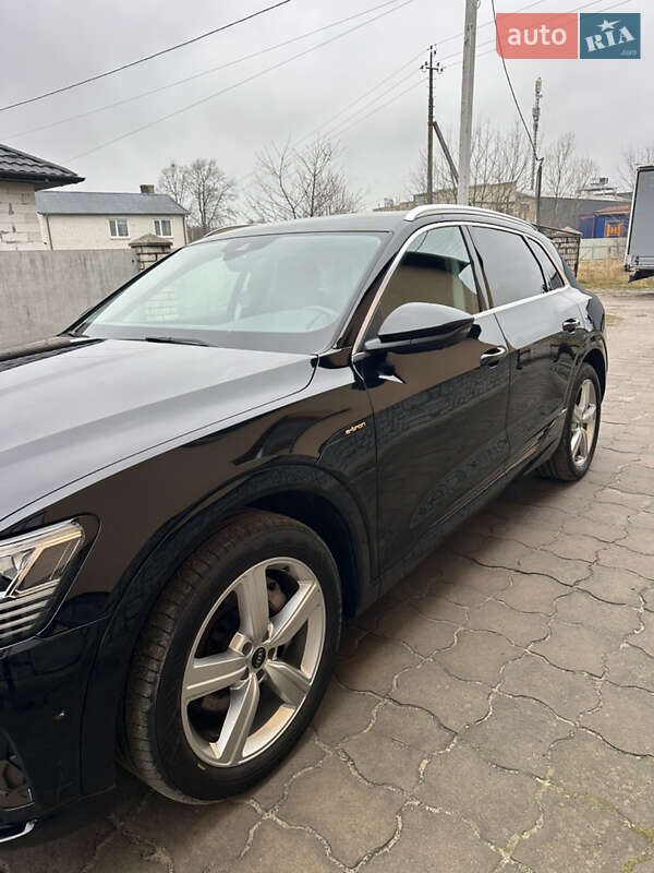 Внедорожник / Кроссовер Audi e-tron 2020 в Ковеле фото 28 Внедорожник / Кроссовер Audi e-tron 2020 в Ковеле