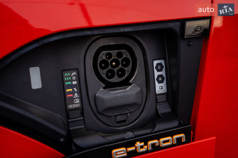 Внедорожник / Кроссовер Audi e-tron 2022 в Луцке фото 13 Внедорожник / Кроссовер Audi e-tron 2022 в Луцке