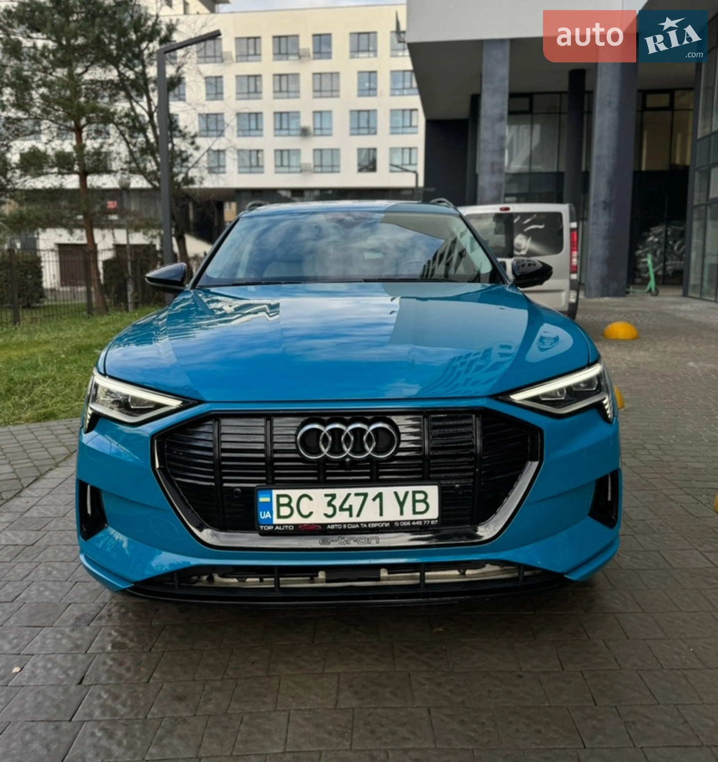 2019 Audi e-tron - мініатюра 3