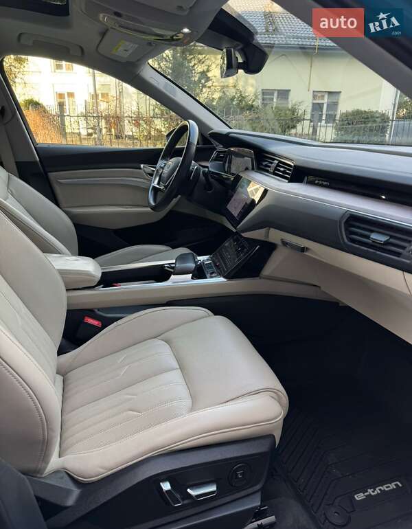 Внедорожник / Кроссовер Audi e-tron 2019 в Львове фото 22 Внедорожник / Кроссовер Audi e-tron 2019 в Львове