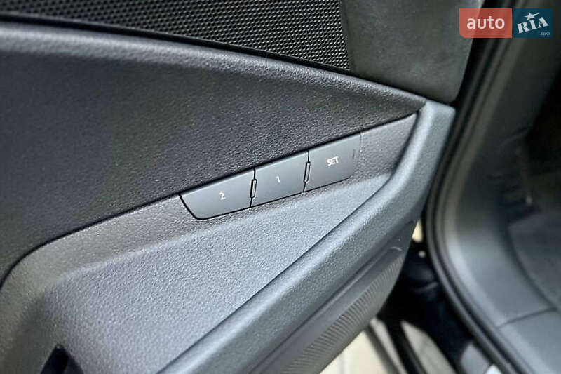 Внедорожник / Кроссовер Audi e-tron 2022 в Киеве фото 10 Внедорожник / Кроссовер Audi e-tron 2022 в Киеве