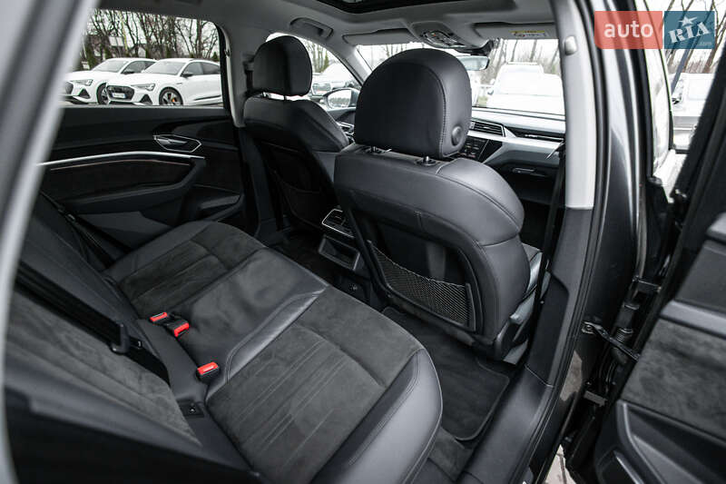 Внедорожник / Кроссовер Audi e-tron 2021 в Львове