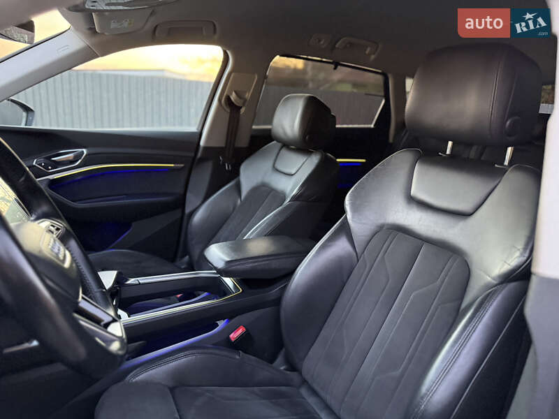 Внедорожник / Кроссовер Audi e-tron 2020 в Ужгороде фото 38 Внедорожник / Кроссовер Audi e-tron 2020 в Ужгороде