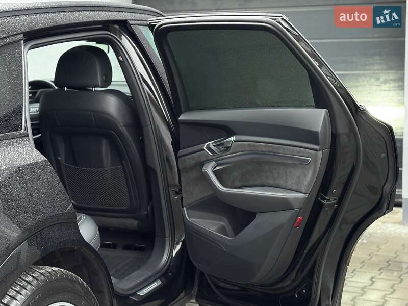 Внедорожник / Кроссовер Audi e-tron 2020 в Тернополе фото 67 Внедорожник / Кроссовер Audi e-tron 2020 в Тернополе